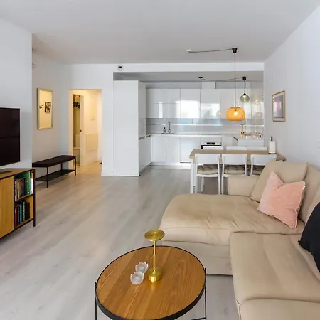 Daire 144-modern Apartment, Pool, Gym, Sauna *